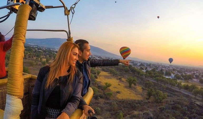 Tour Vuelo en Globo y Pirámides de Teotihuacán con Tour Sin Límites