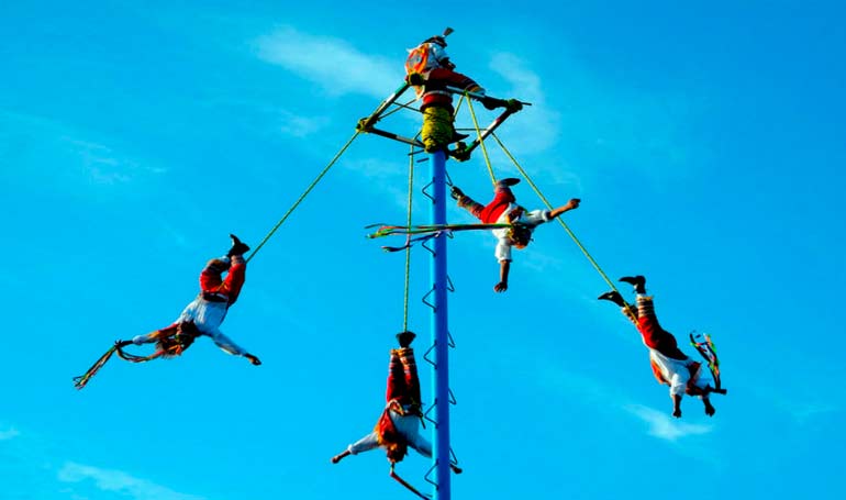 Tour El Tajín, Papantla y Tecolutla 2023 con Tour Sin Límites