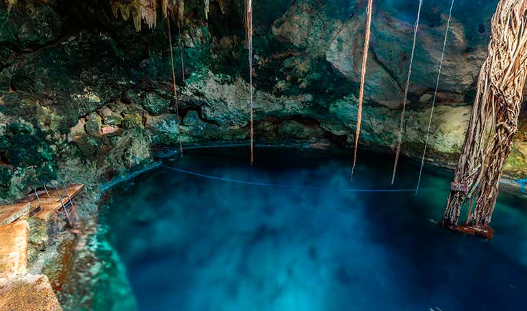 Tour Cenotes Santa Bárbara y Mayapán con Tour Sin Límites