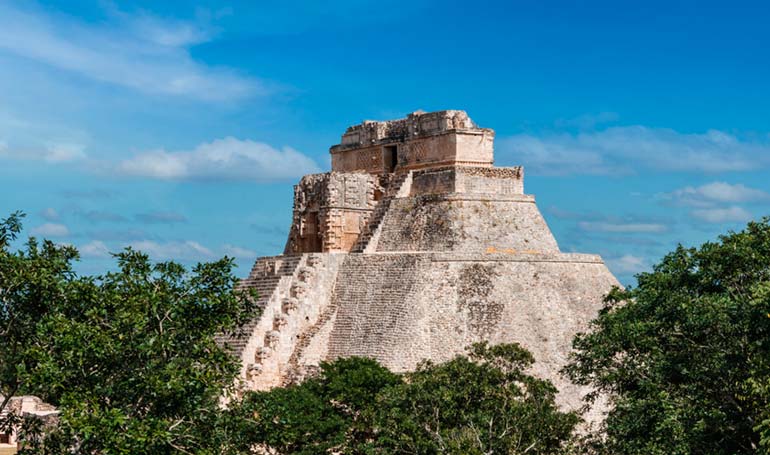 Tour Uxmal, Cenote Kankirixché y Museo del Chocolate con Tour Sin Límites